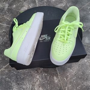 Nike Air Force 1 Sage